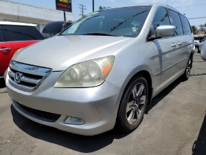 2005 Honda Odyssey Photo