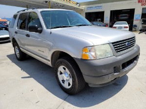 2004 Ford Explorer Photo