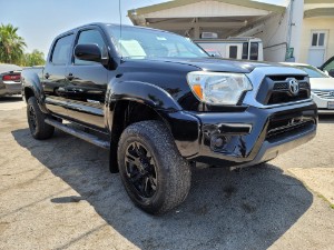 2015 Toyota Tacoma Photo