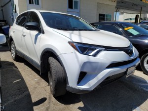 2018 Toyota RAV4 Photo
