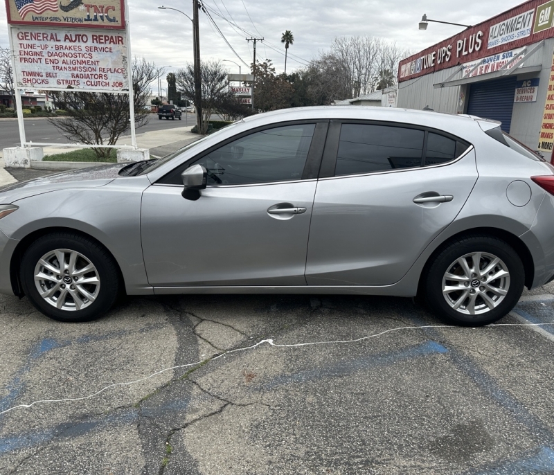 2015 Mazda MAZDA3 i Touring