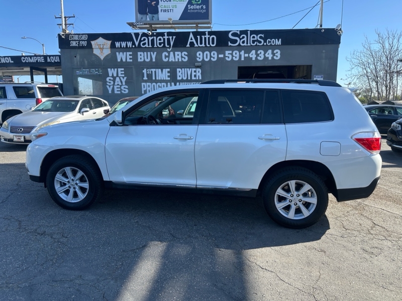 2013 Toyota Highlander Base