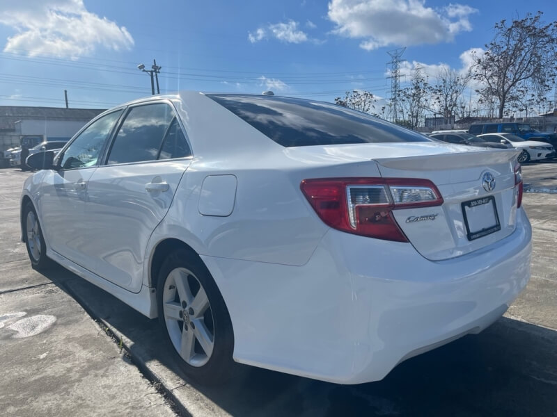 2012 Toyota Camry SE