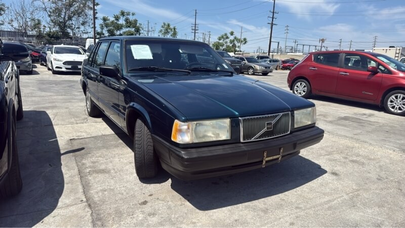 picture of 1994 Volvo 940