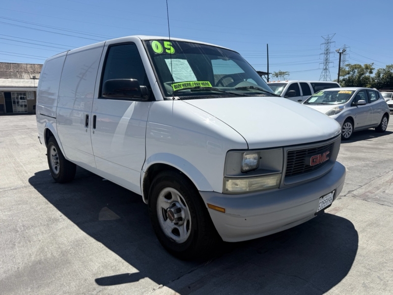 picture of 2005 GMC Safari