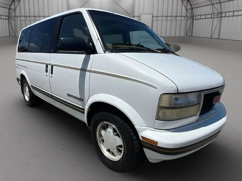 picture of 1995 GMC Safari