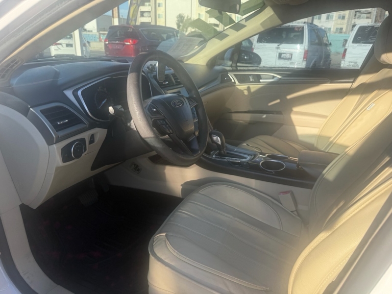 2013 Ford Fusion SE - Photo 10