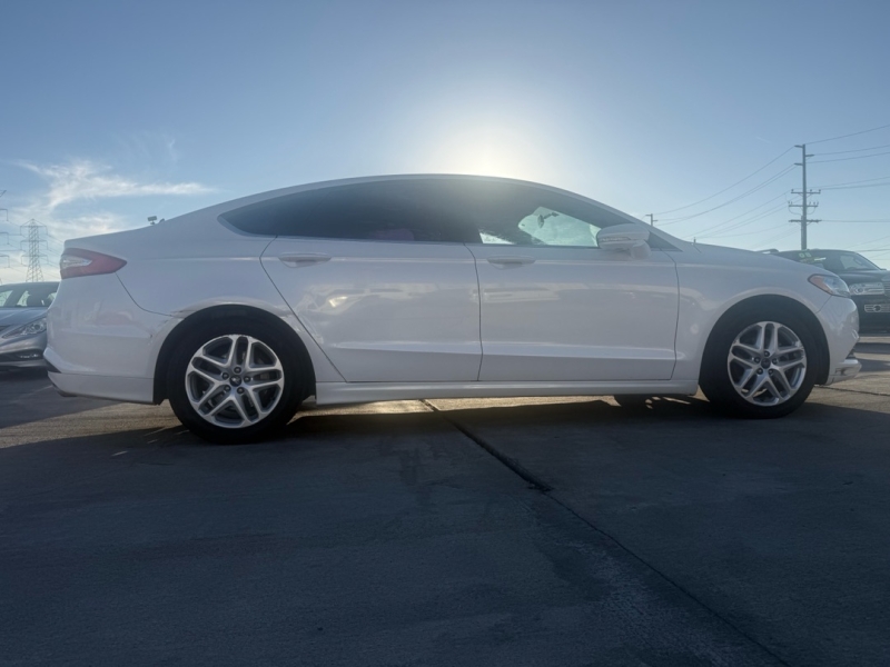 2013 Ford Fusion SE - Photo 18