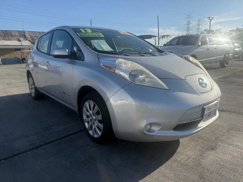 picture of 2013 Nissan LEAF