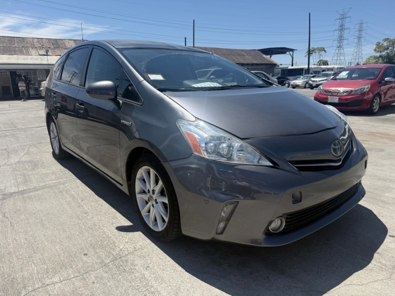 picture of 2012 Toyota Prius v