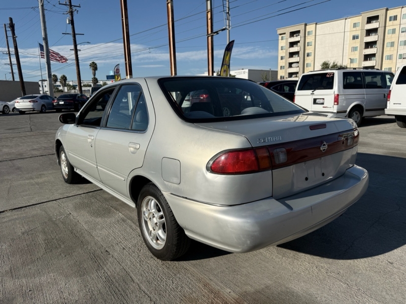 1999 Nissan Sentra GXE - Photo 8
