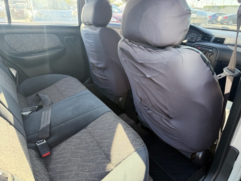 1999 Nissan Sentra GXE - Photo 11