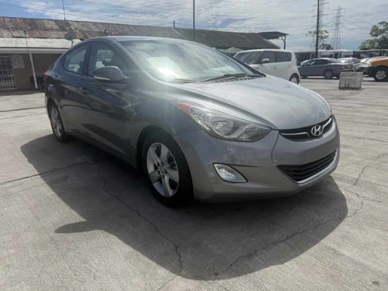 picture of 2013 Hyundai ELANTRA