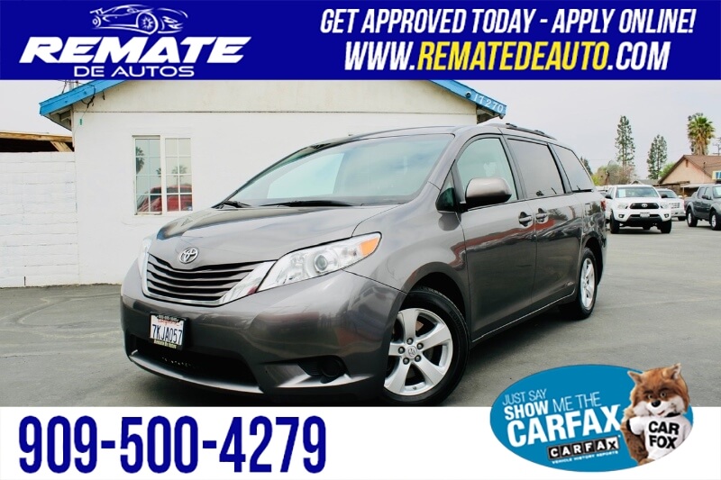 2015 Toyota Sienna Photo