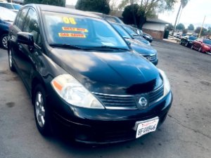 2008 Nissan Versa Photo