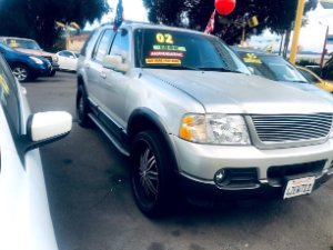 2002 Ford Explorer Photo