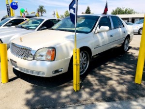 2000 Cadillac DeVille Photo
