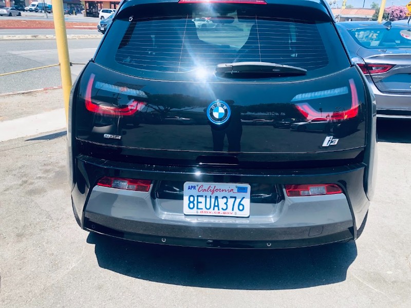 2014 BMW i3 Base's photo