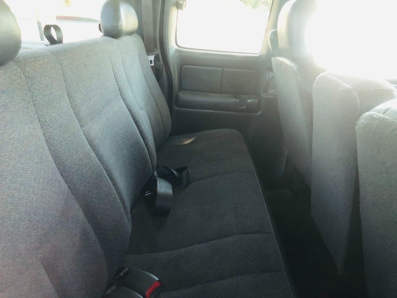 2004 Chevrolet Silverado 1500 Work Truck's photo