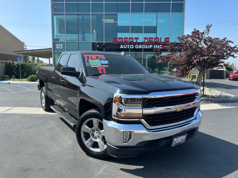 picture of 2017 Chevrolet Silverado 1500