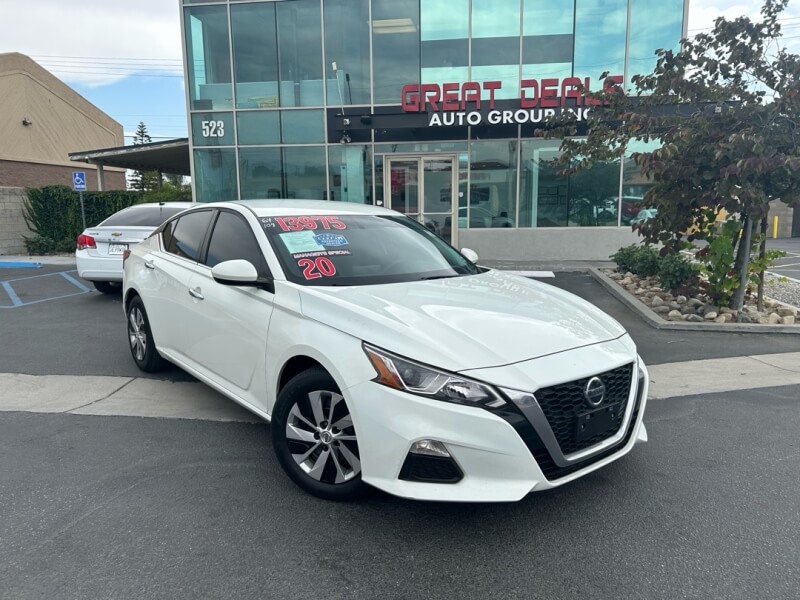 picture of 2020 Nissan Altima