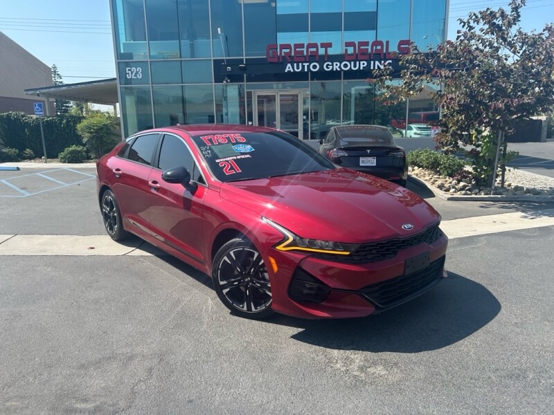 2021 Kia K5 Photo