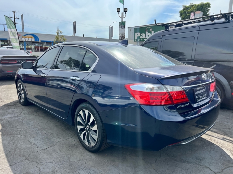 2015 Honda Accord Hybrid EX-L's photo