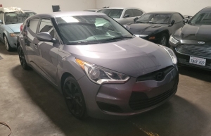 2016 Hyundai Veloster Photo