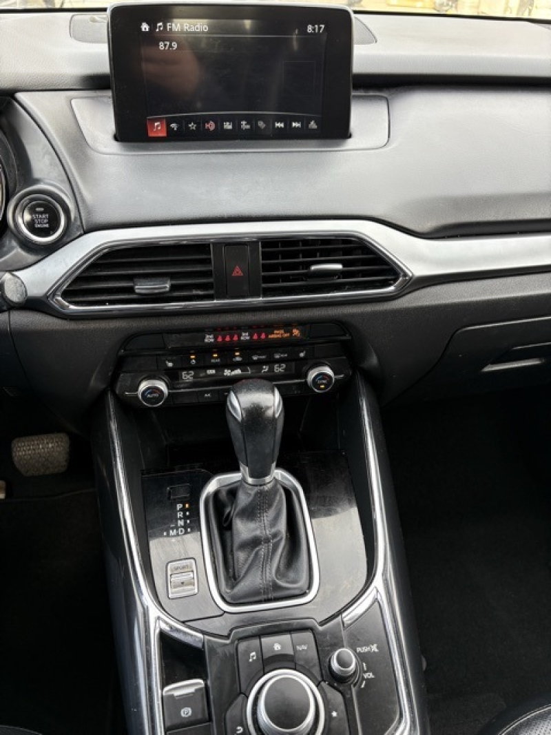 large picture of 2019 Mazda CX-9
