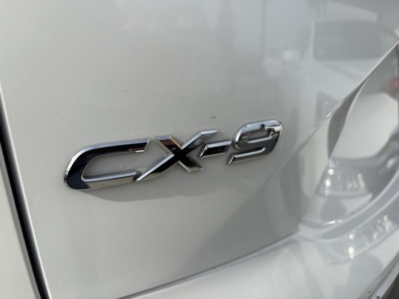 large picture of 2019 Mazda CX-9