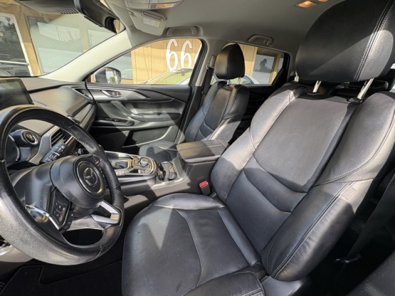 large picture of 2019 Mazda CX-9