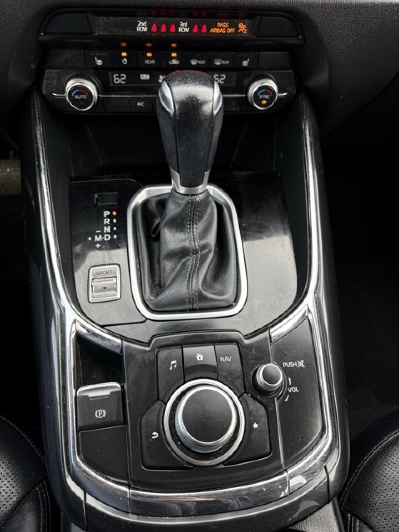 large picture of 2019 Mazda CX-9