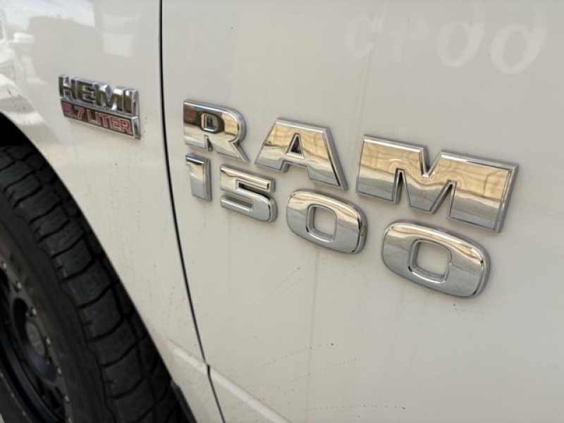 large picture of 2016 Ram 1500
