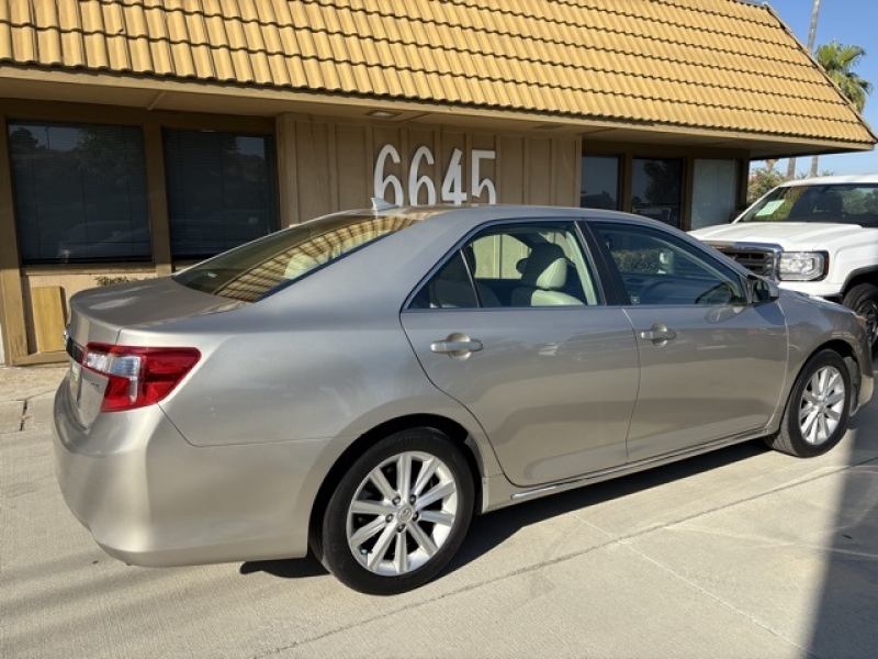 large picture of 2013 Toyota Camry