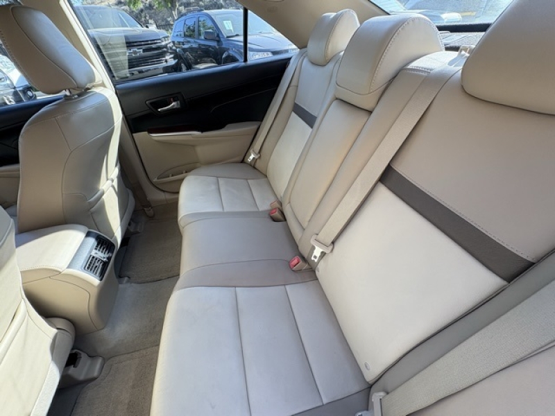 large picture of 2013 Toyota Camry