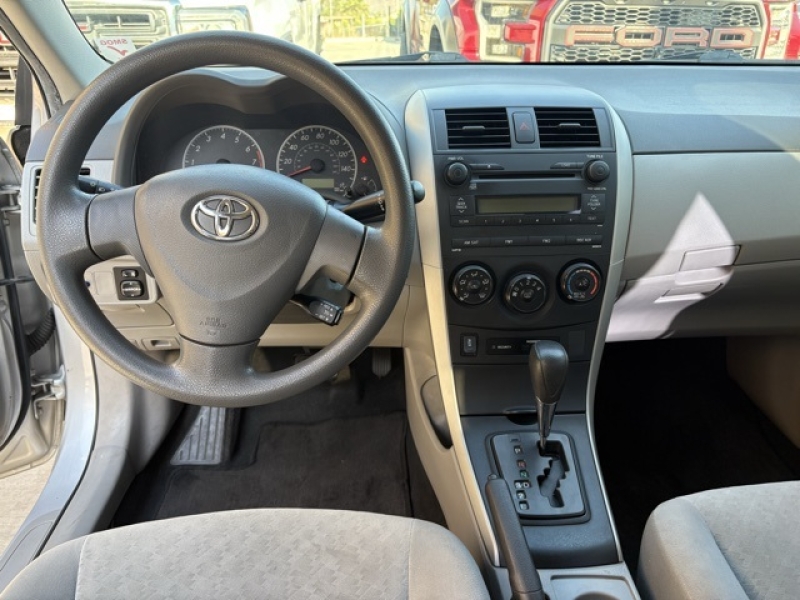 large picture of 2009 Toyota Corolla