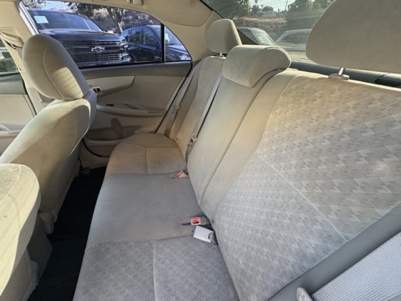 large picture of 2009 Toyota Corolla