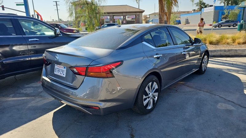 2020 Nissan Altima