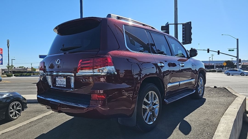 2013 Lexus LX 570