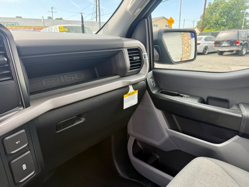 2025 Ford F-150 XL - Photo 12