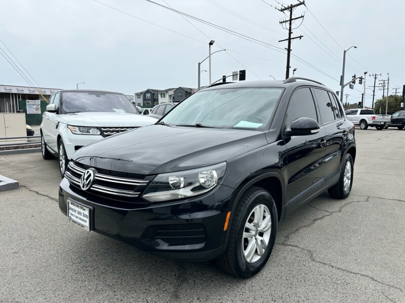 picture of 2017 Volkswagen Tiguan