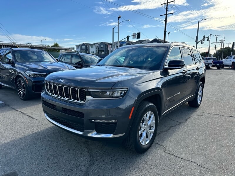 picture of 2023 Jeep Grand Cherokee L