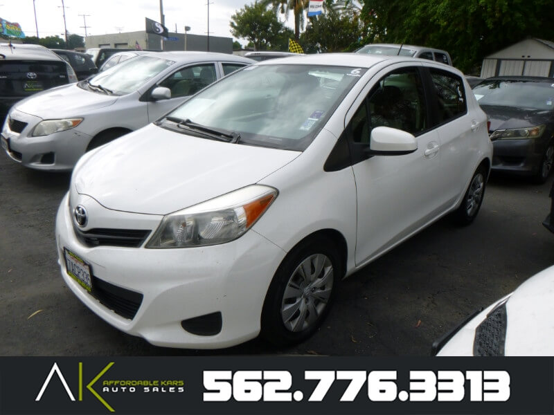 2013 Toyota Yaris Photo