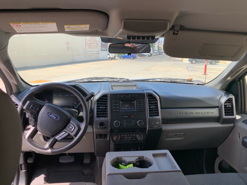 2018 Ford F-550 - Photo 6