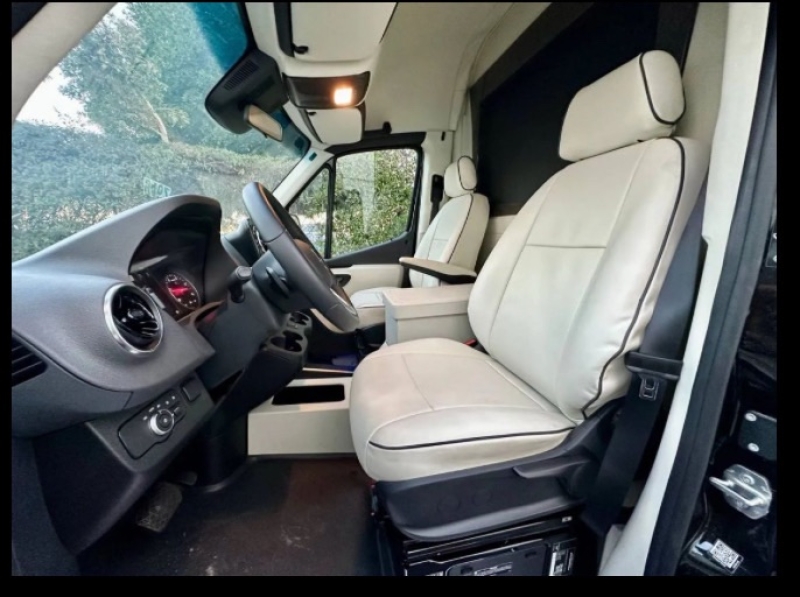 2024 Mercedes-Benz Sprinter Cargo Van Base