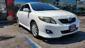 2010 Toyota Corolla Photo