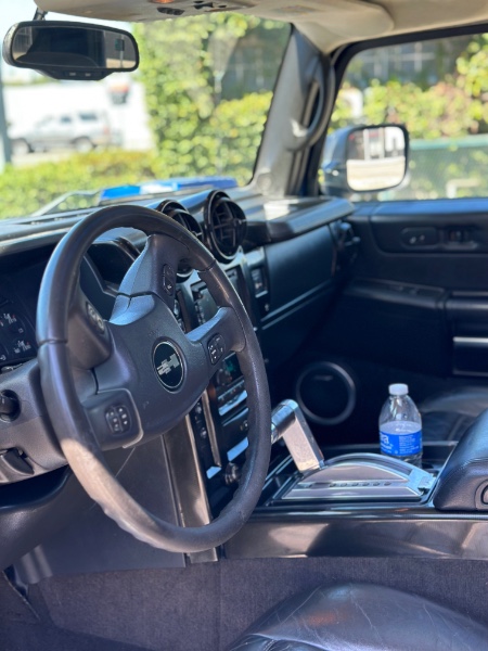 2006 Hummer H2 Base's photo