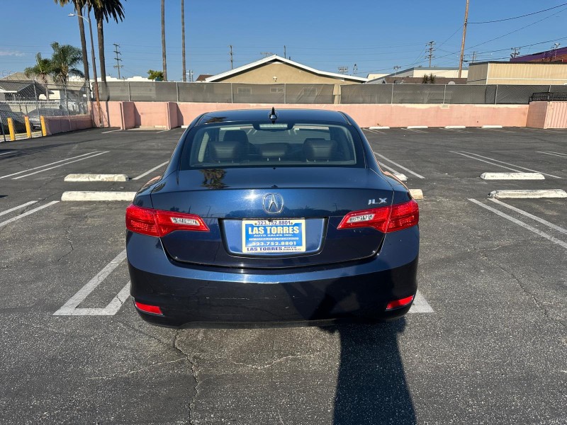 2013 Acura ILX Premium