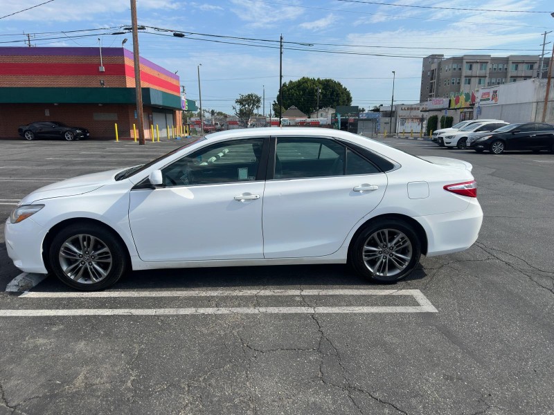 2015 Toyota Camry SE