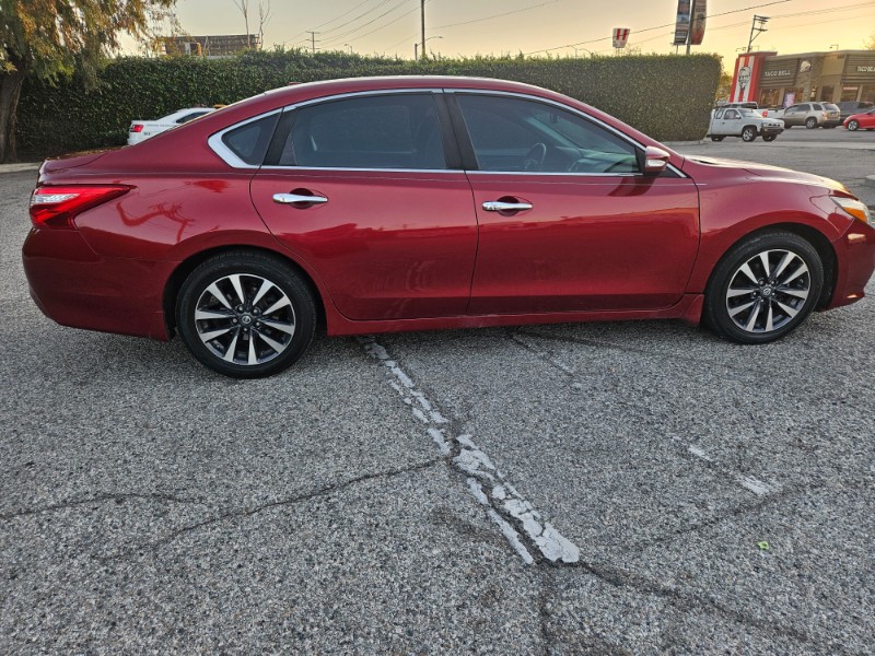 2016 Nissan Altima 2.5 SL's photo